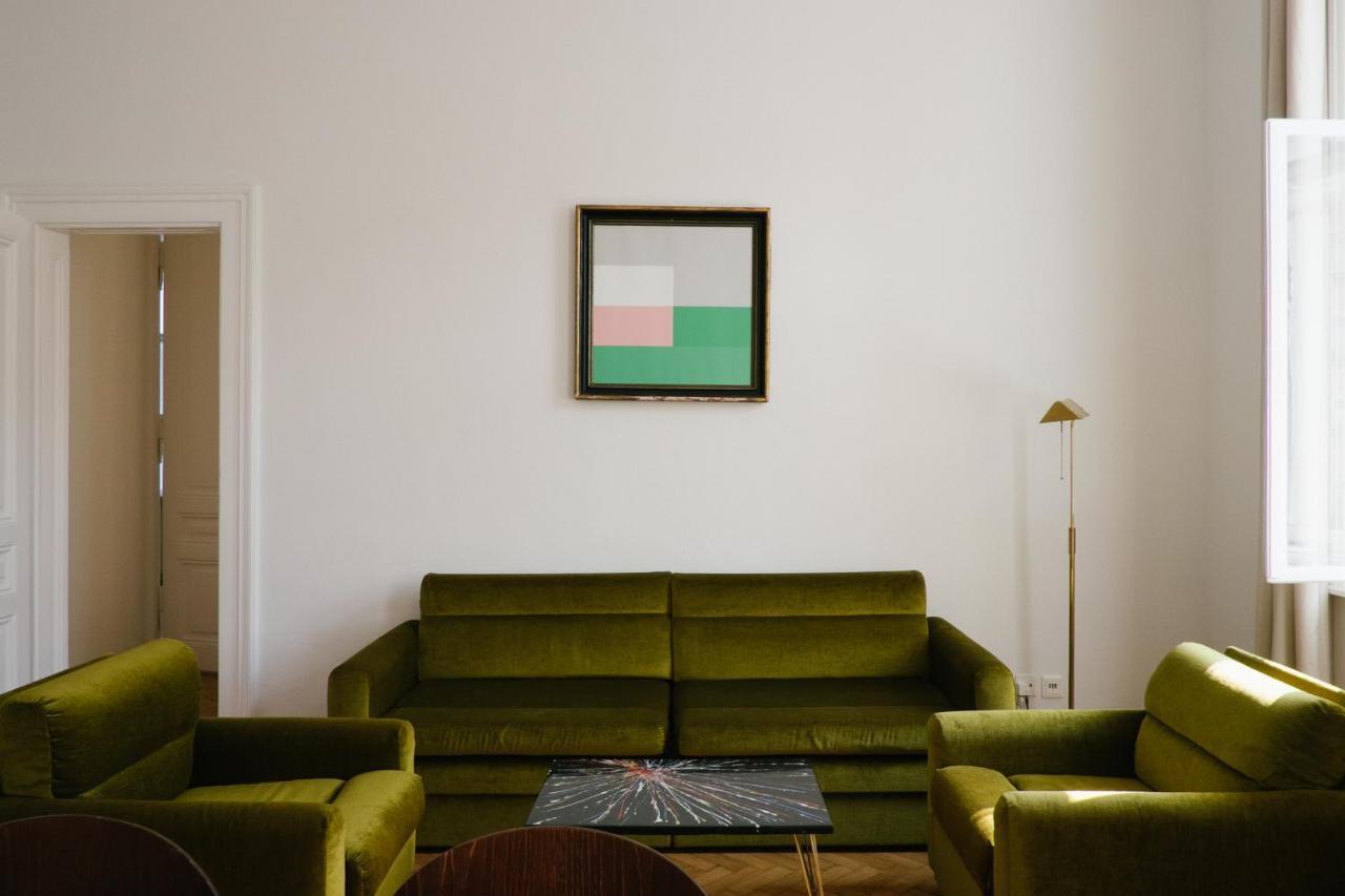 Hotel Am Brillantengrund Wina Bagian luar foto