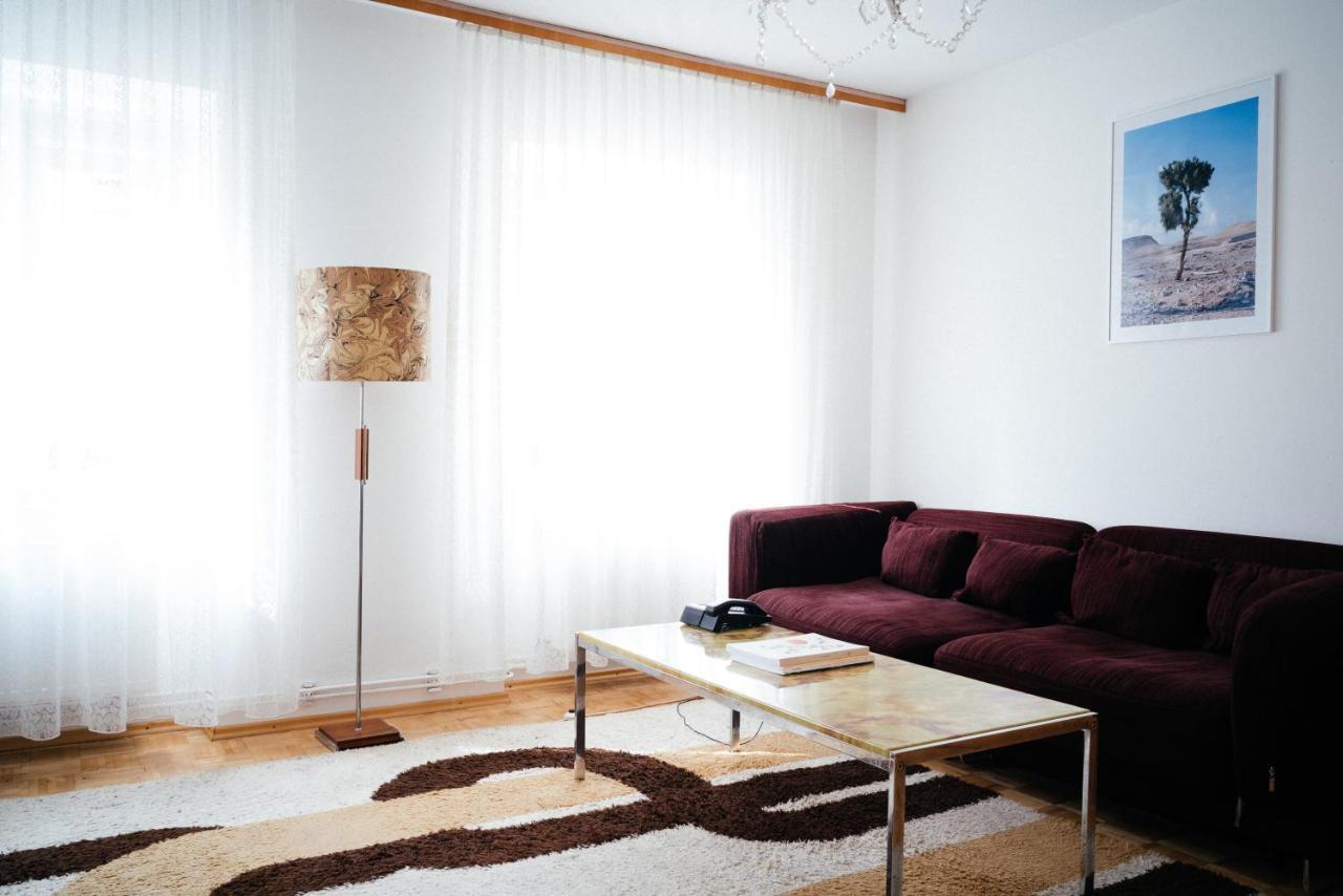 Hotel Am Brillantengrund Wina Bagian luar foto